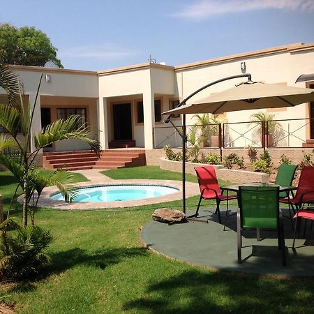 Amigos Bed & Breakfast - No Loadshedding Mbombela Exterior foto
